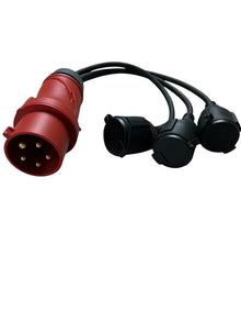 Verloopstekker CEE 16A 5-polig Male naar 3x 230V Rubber Contrastekker Female – 400V naar 230V&nbsp;