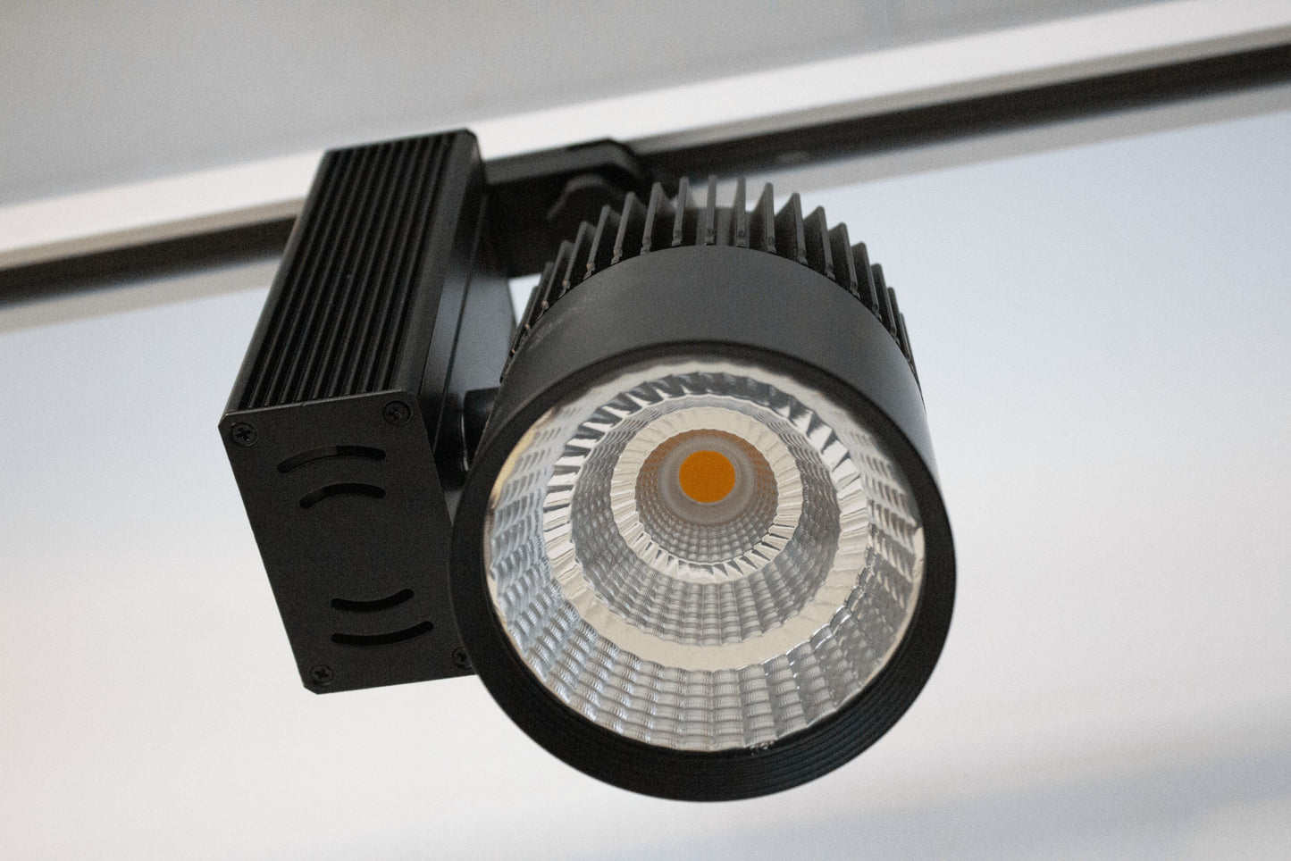 MDRLED® 3-Fase Railspot 30W Zwart | 4000K | CRI>95 | Professionele LED Verlichting tijdelijke actie op is op